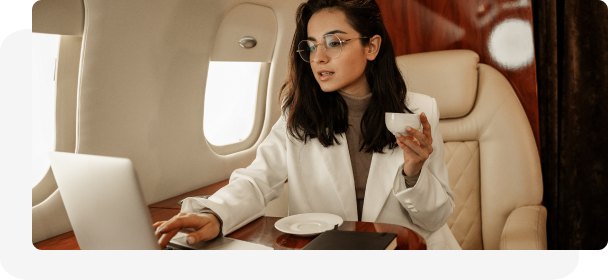 Voe Alto, Com Tranquilidade e Tradição — Seguro Aeronáutico